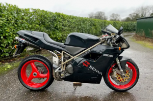 Ducati 916 Senna III. - Iconic Auctioneers