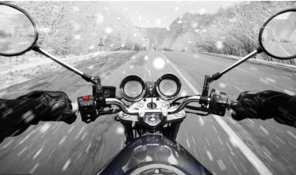 How to ride a motorcycle in snow